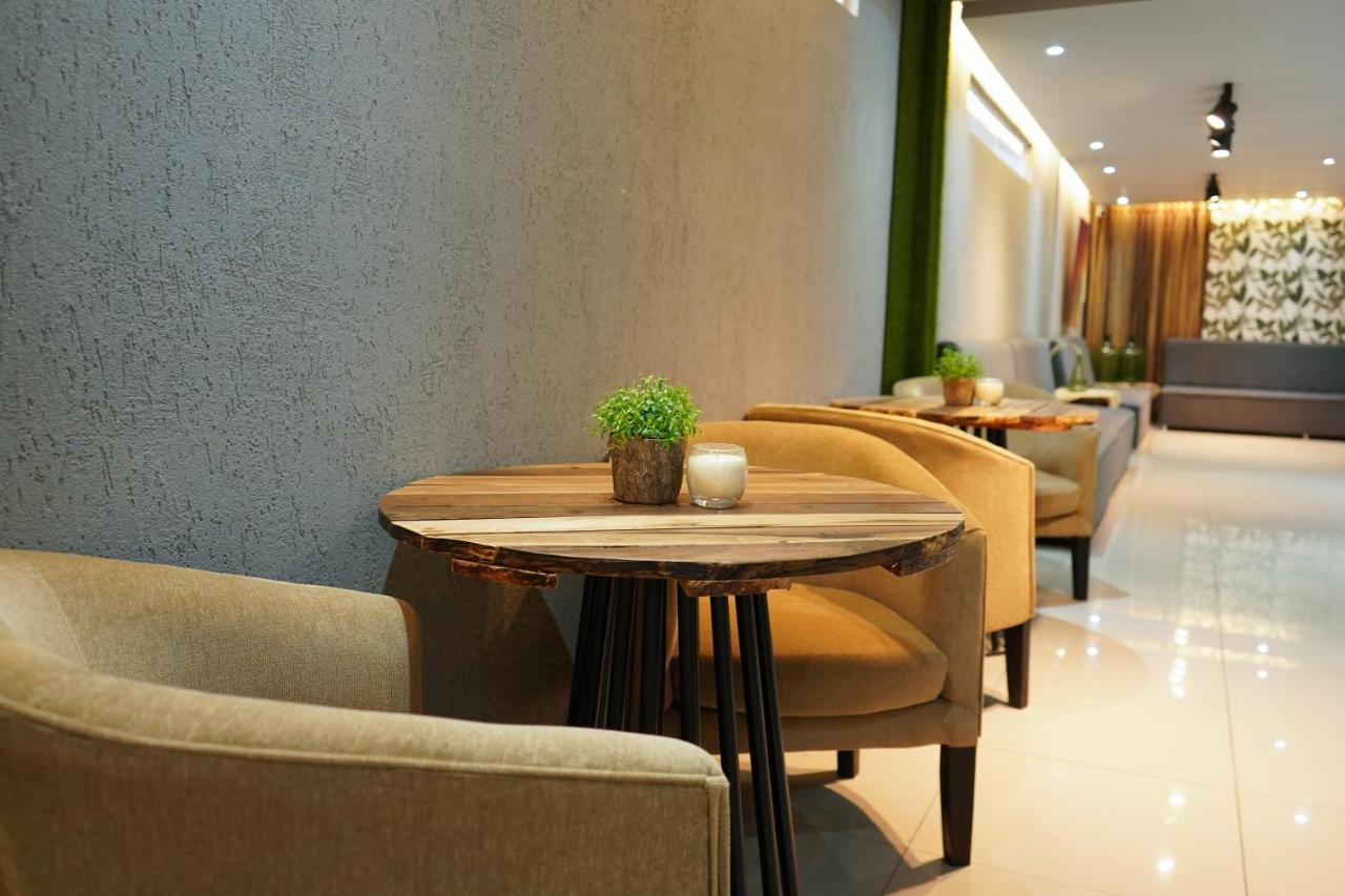 Hotel City 波萨达斯 外观 照片